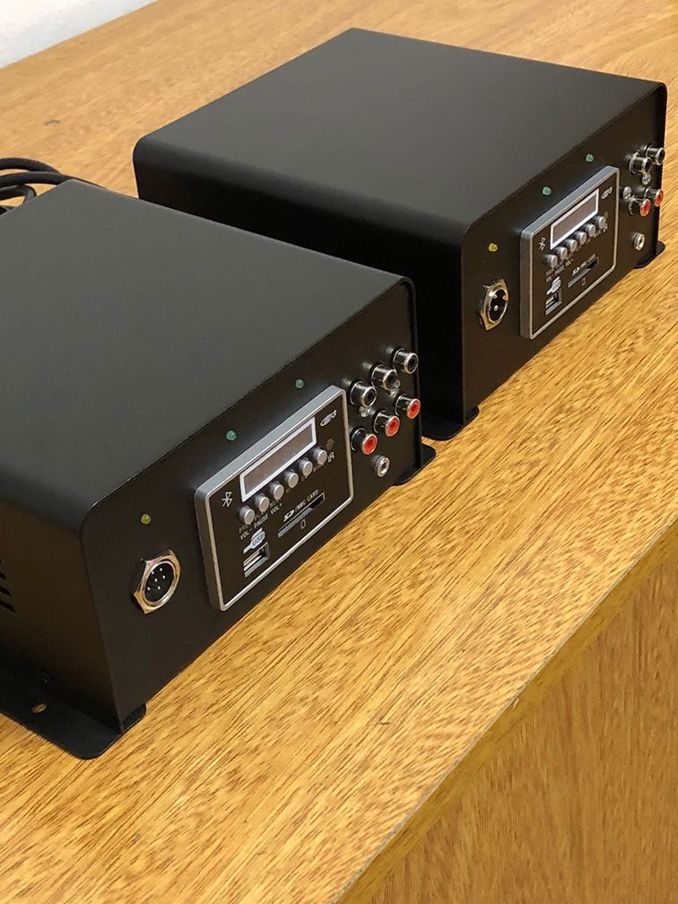 Sistema de audio para salas divisibles con conmutación automática