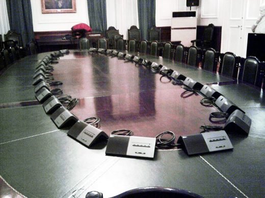 (AUDIO) UBA Sistema de conferencias DIS (Danish Interpretation System). - foto 2