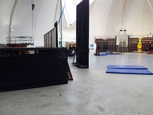 (AUDIO) Unsam. Universidad de San Martín. Sistema de audio con Line Array dB Technologies. Instalación, cableado y rigging. - foto 6
